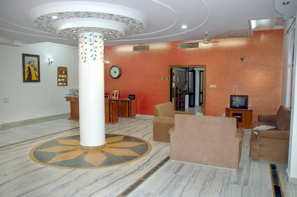 Hotel Madhav Palace Jaipur Ngoại thất bức ảnh